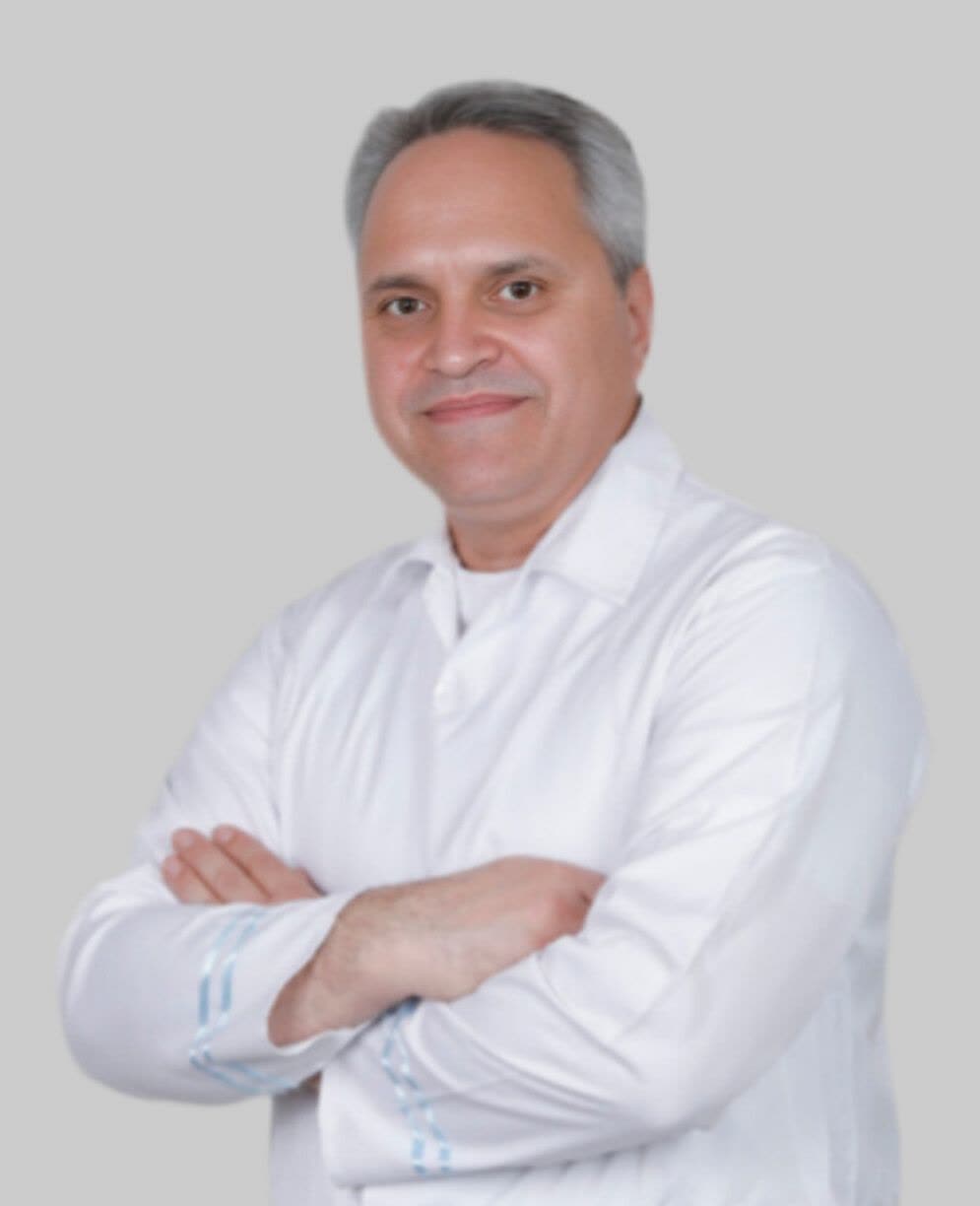 دکتر حسین حسینی